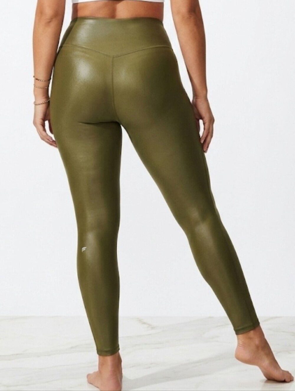 Fabletics High Waisted Leggings 1X XXL Metallic Green Motion 365+ Cropped